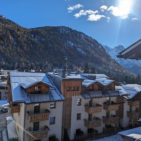 شقة Casa Campiglio Centro Piano Alto Con Vista مادونا دي كامبيليو المظهر الخارجي الصورة